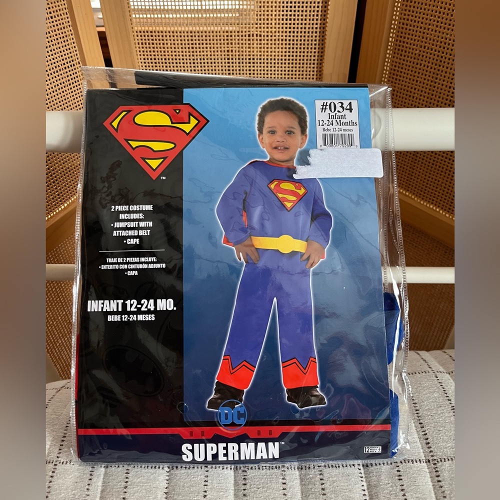 NWT DC Superman Halloween Costume Baby 12-24M